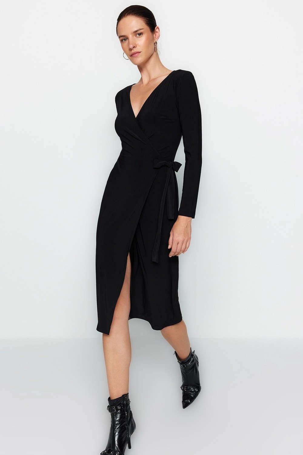 Trendyol Black Double Breasted Neck Tie Detailed A-Line/Bell Form Midi Knitted Dress