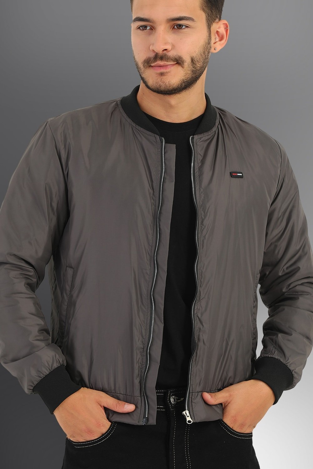 River Club Men's Anthracite Water And Windproof Inner Quilted Fiber Winter Sports Coat.
