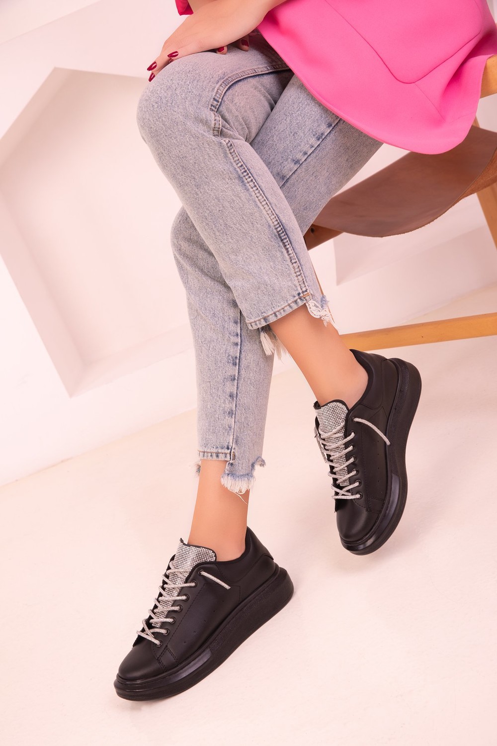 Soho Black-Black Women's Sneakers 18365