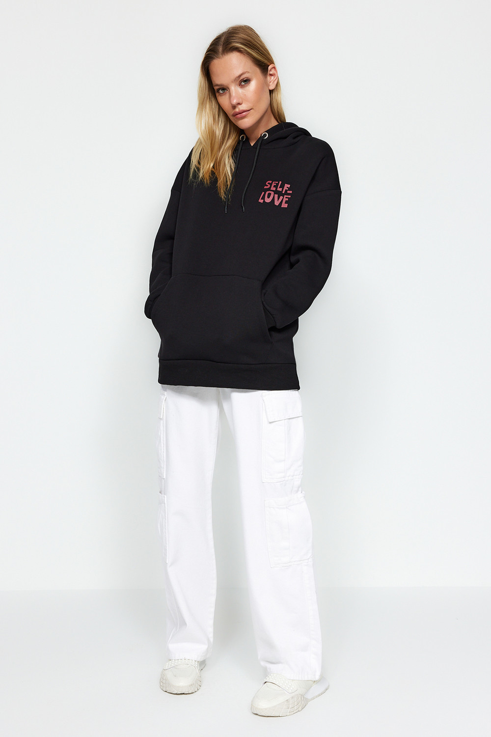 Trendyol Black With Print Detail Oversized/Wide Fit, Fleece Inside Knitted Sweatshirt