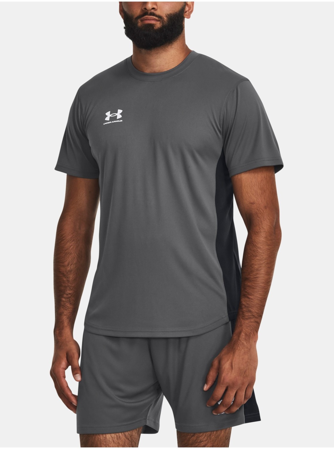 Tmavosivé pánske športové tričko Under Armour