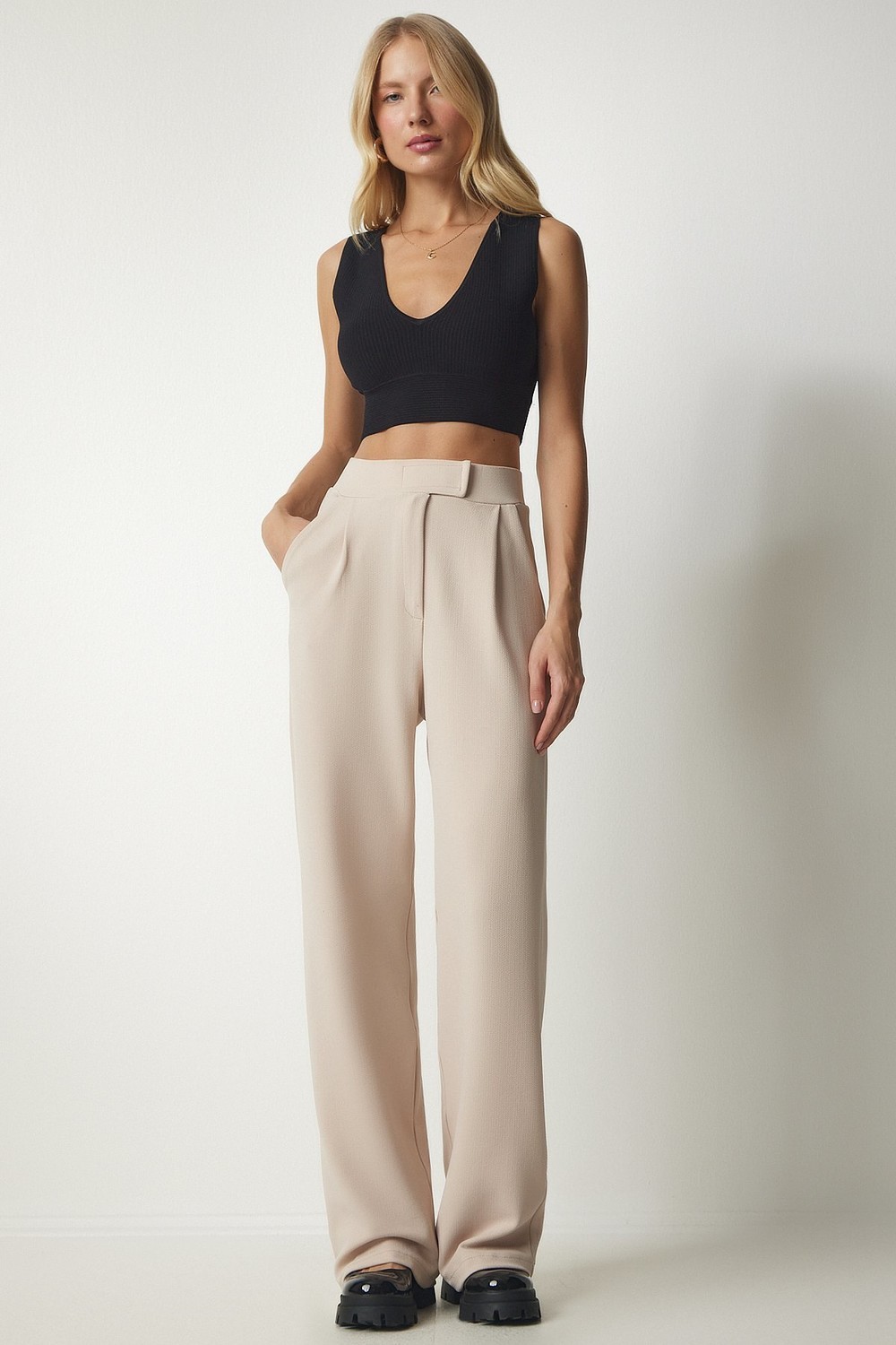 Happiness İstanbul Women's Cream Waist Velcro Comfortable Woven Pants