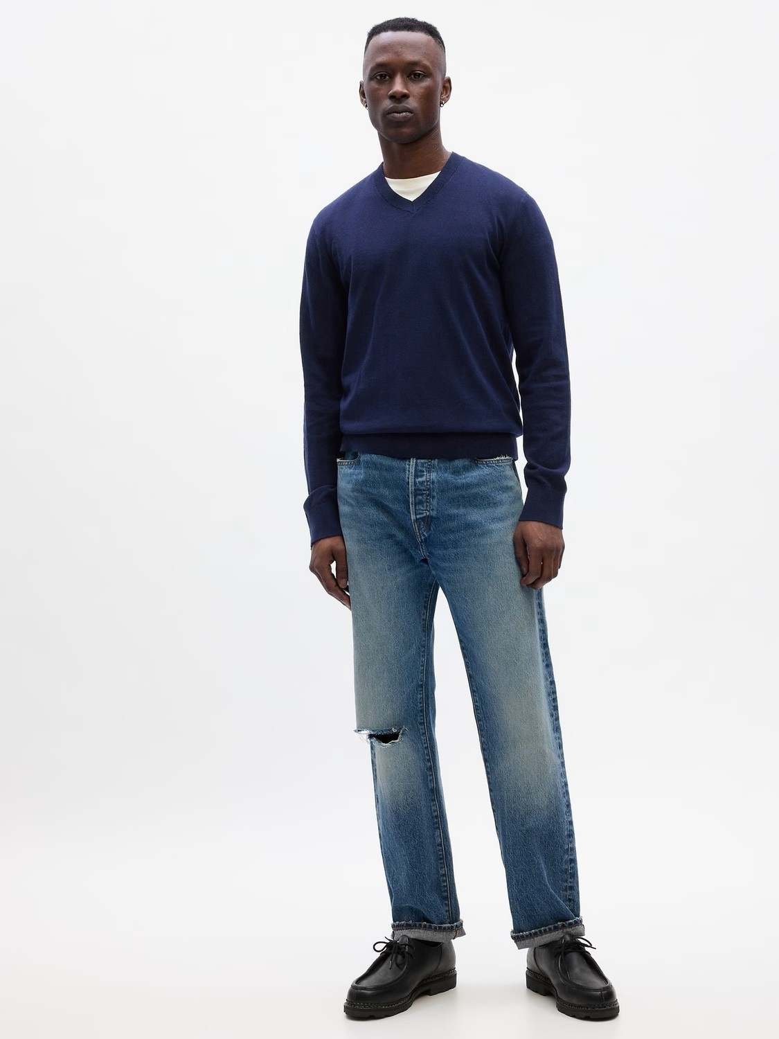 GAP Knitted V-neck Sweater - Men