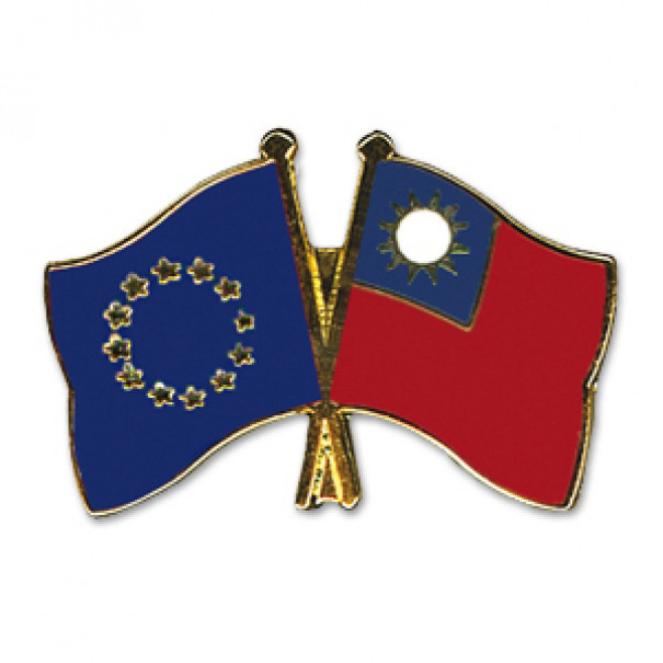 Odznak (špendlíky) 22 mm vlajka EÚ + Taiwan
