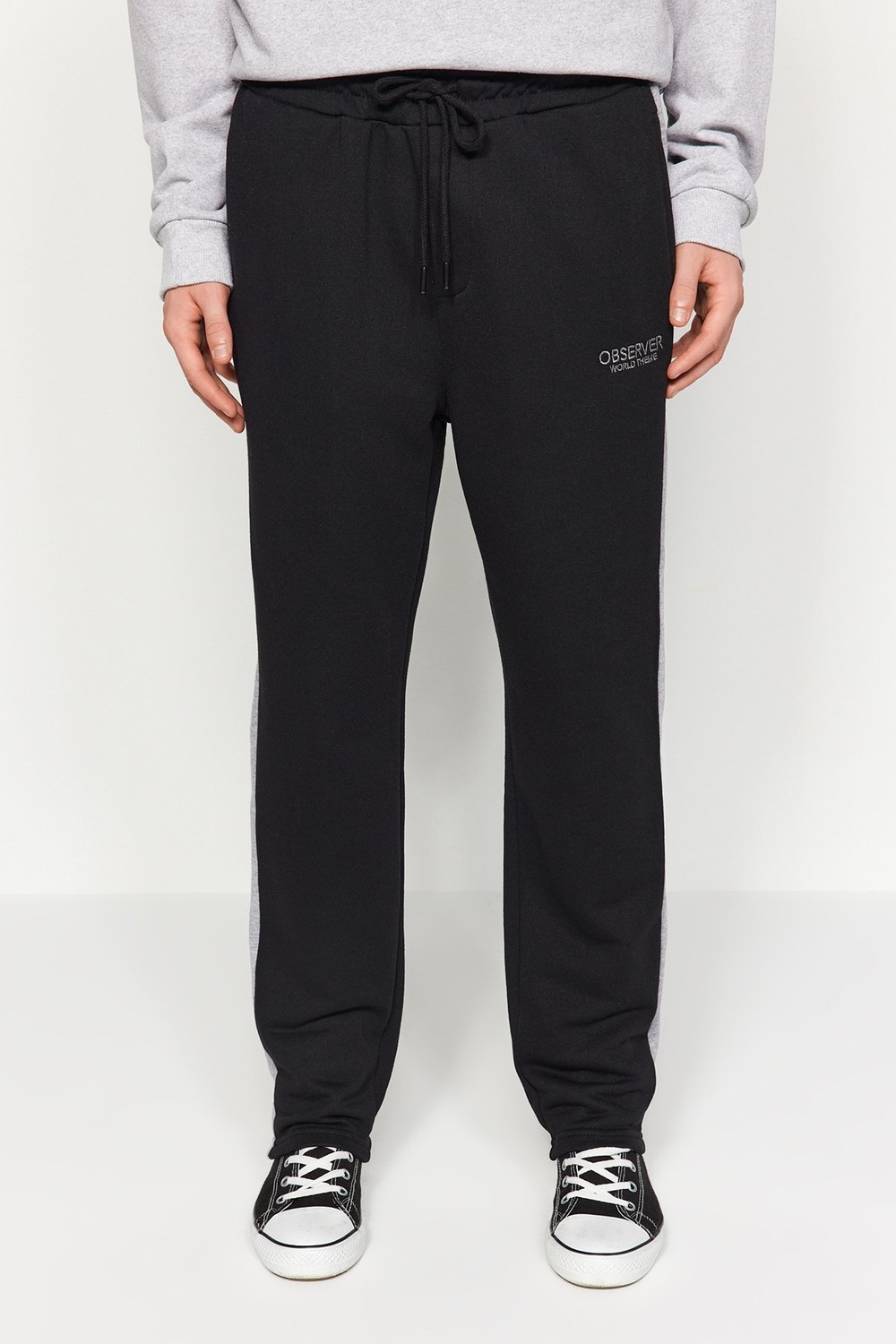 Trendyol Black Men's Regular/Regular Cut Contrast Color Paneled Embroidered Text, Regular Leg Thick Sweatpants.