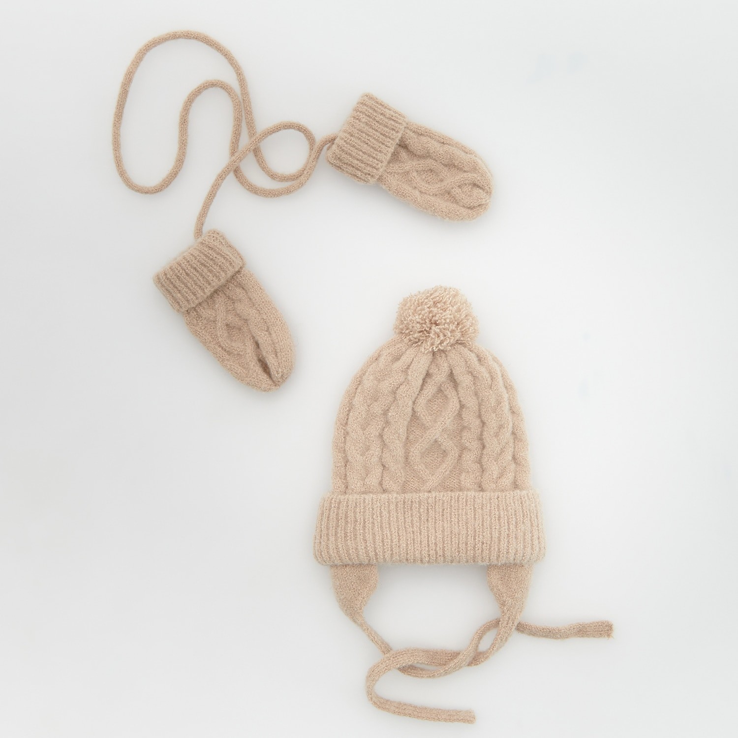 Reserved - Súprava čiapky beanie a palčiakov - Béžová