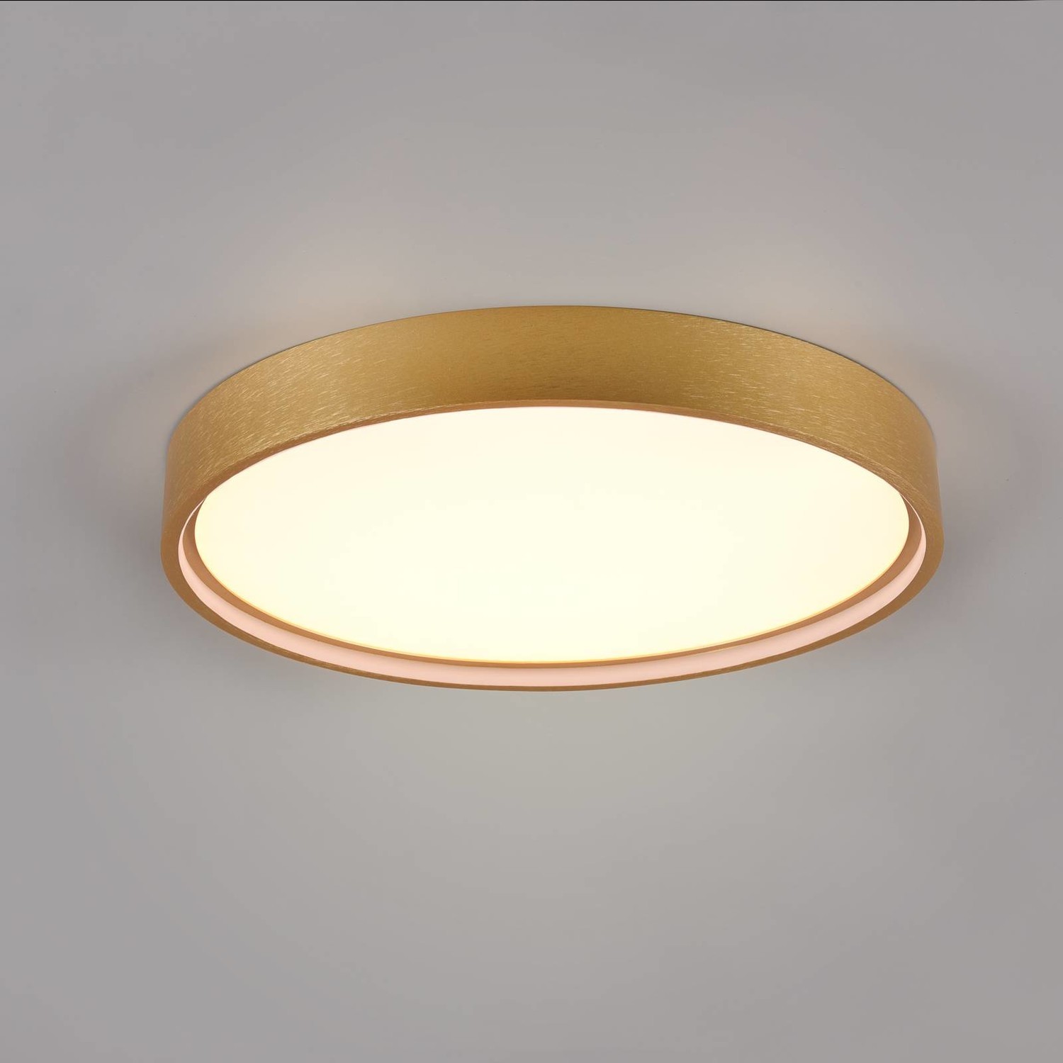 Stropné LED svetlo Doha, CCT, matná mosadzná