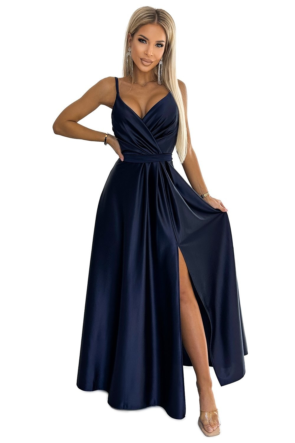 Elegant long satin dress with a Numoco neckline