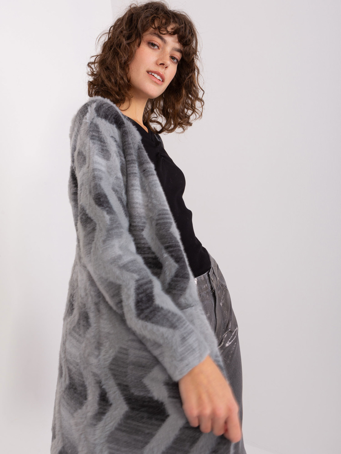 Grey women's cardigan with pockets