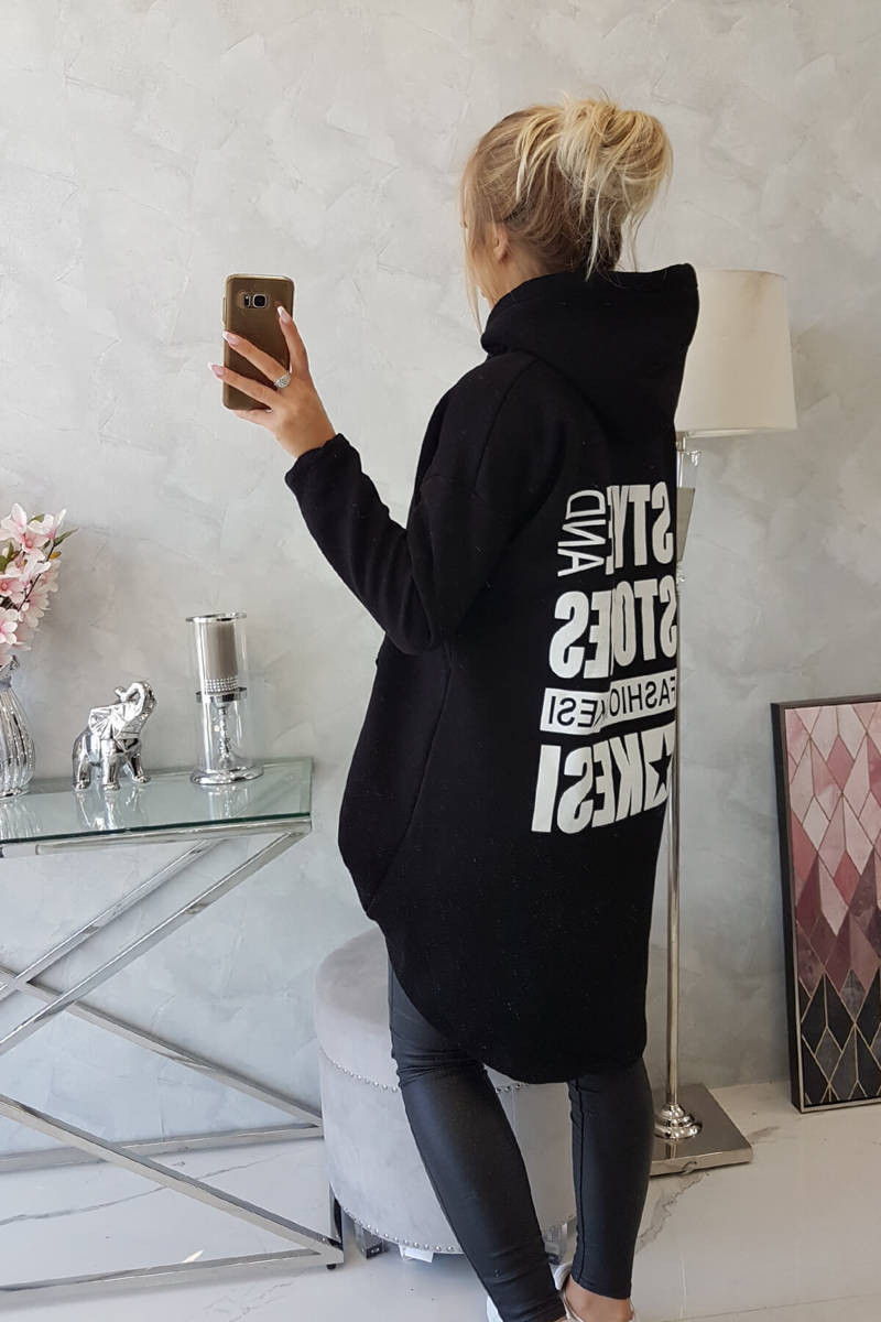 Zateplená mikina s dlhým chrbtom a kapucňou čierna UNI