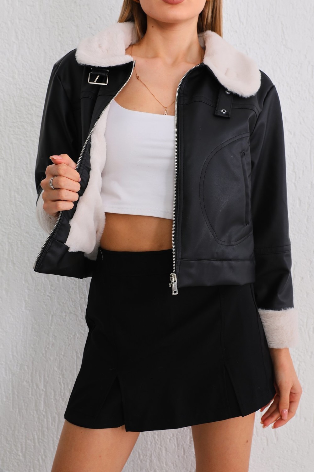 BİKELİFE Women's Black Silk Fur Coat Collar Buckled Sleeve Fur Detail Leather Coat