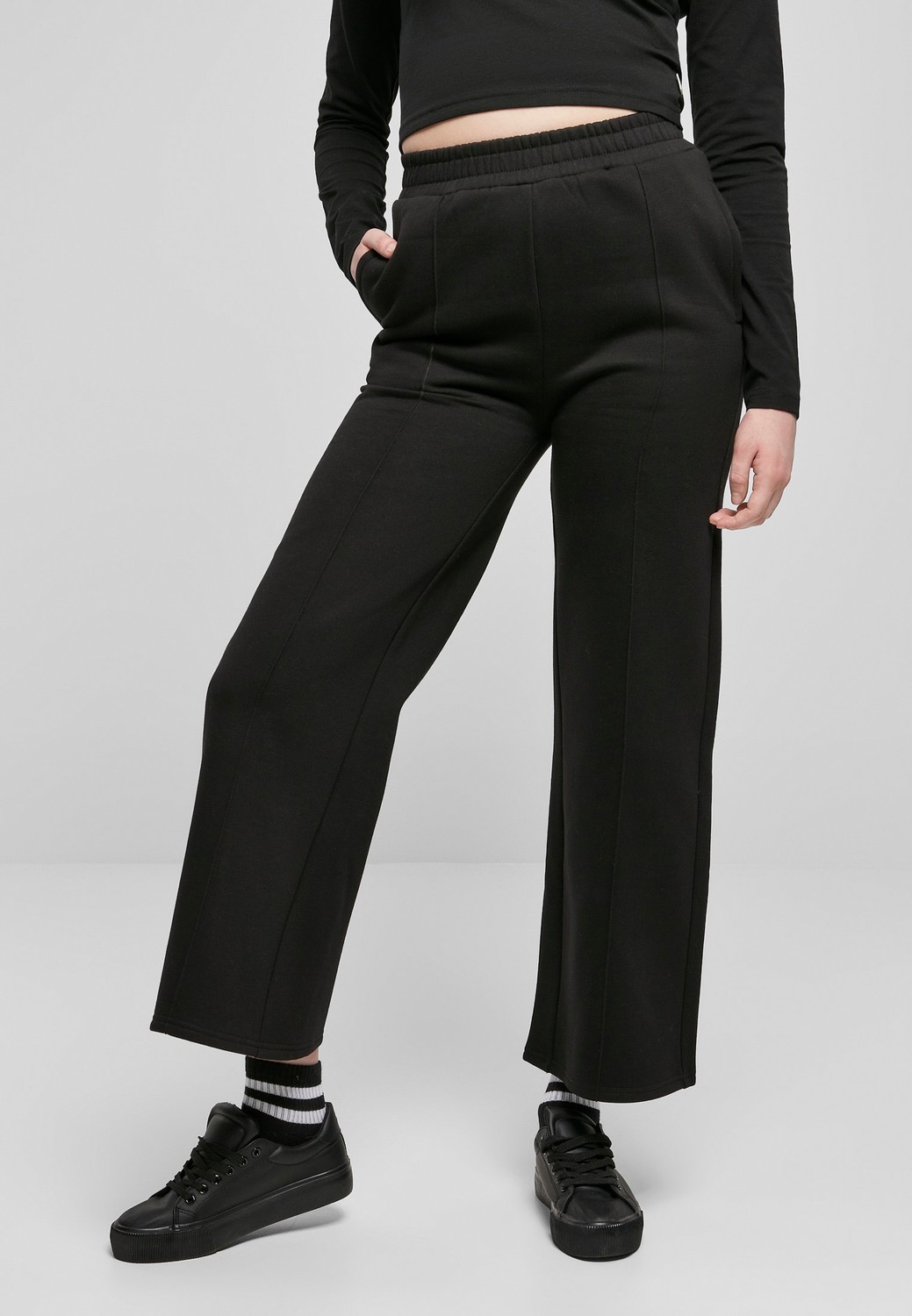 Women's Straight Pin Tuck Sweat Pants Black