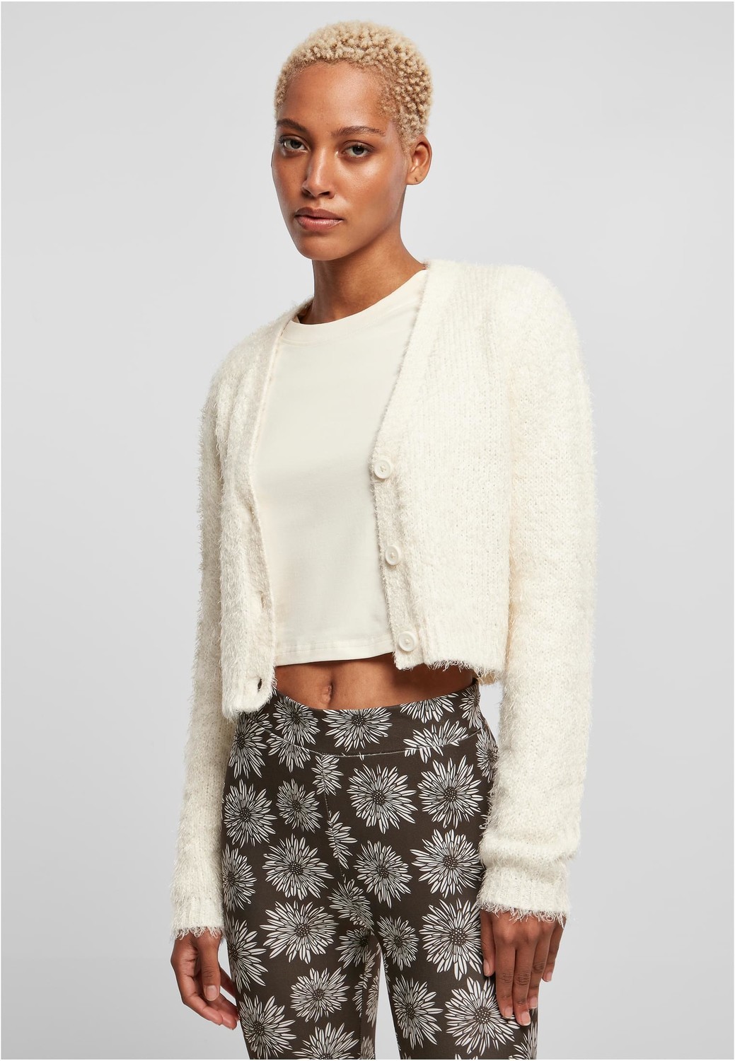 Women's sweater made of white sand feathers