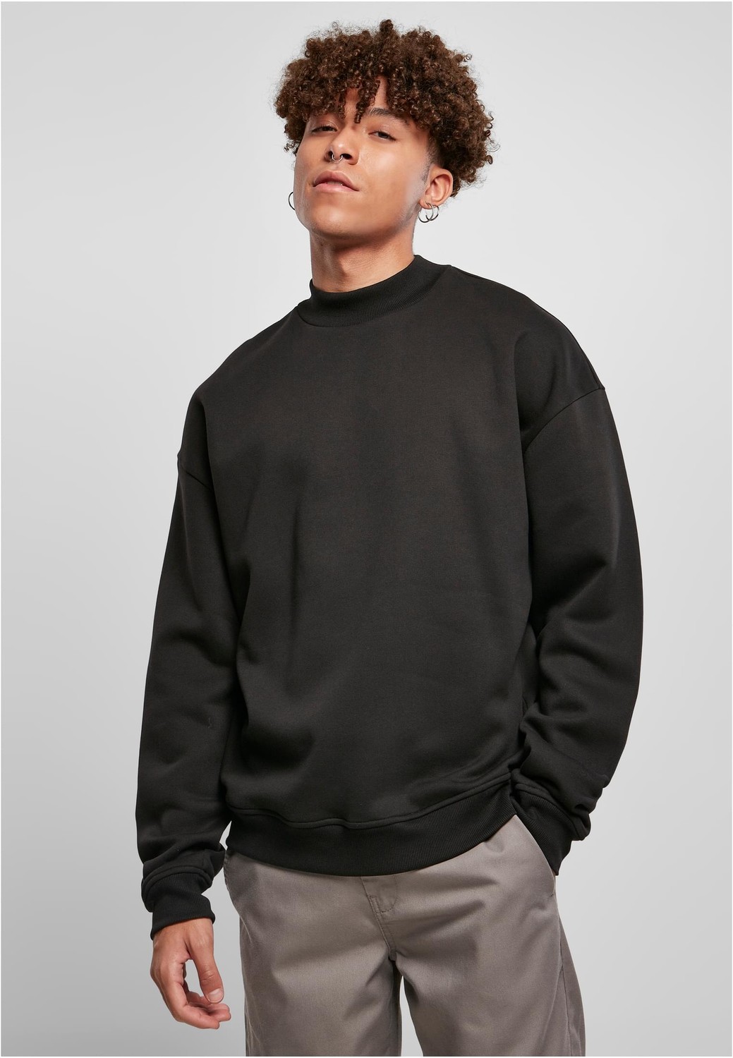 Mock Neck Crew Black