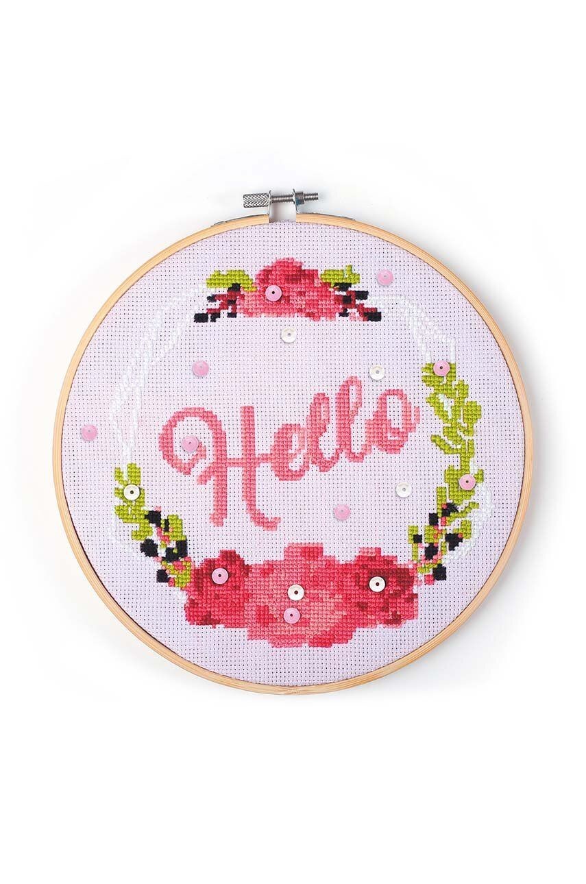 Vyšívacia súprava Graine Creative Hello In Wood