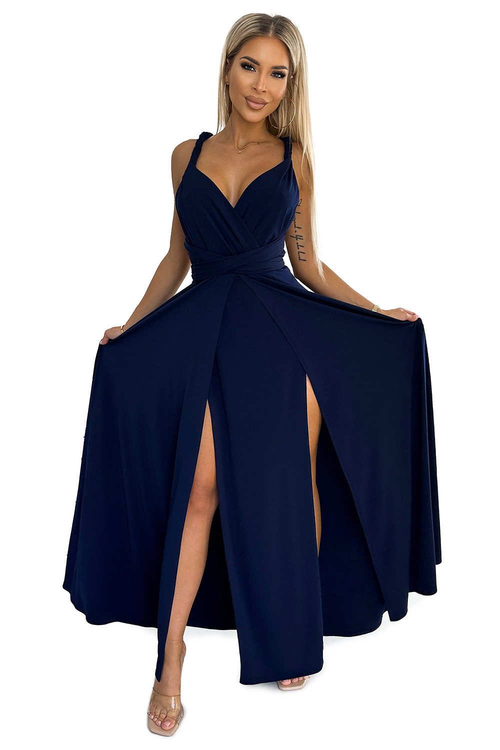 Elegant long dress tied in many ways Numoco