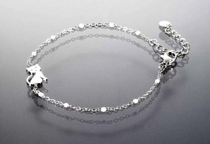 Náramok s mačkou a korálkami - chirurgická oceľ