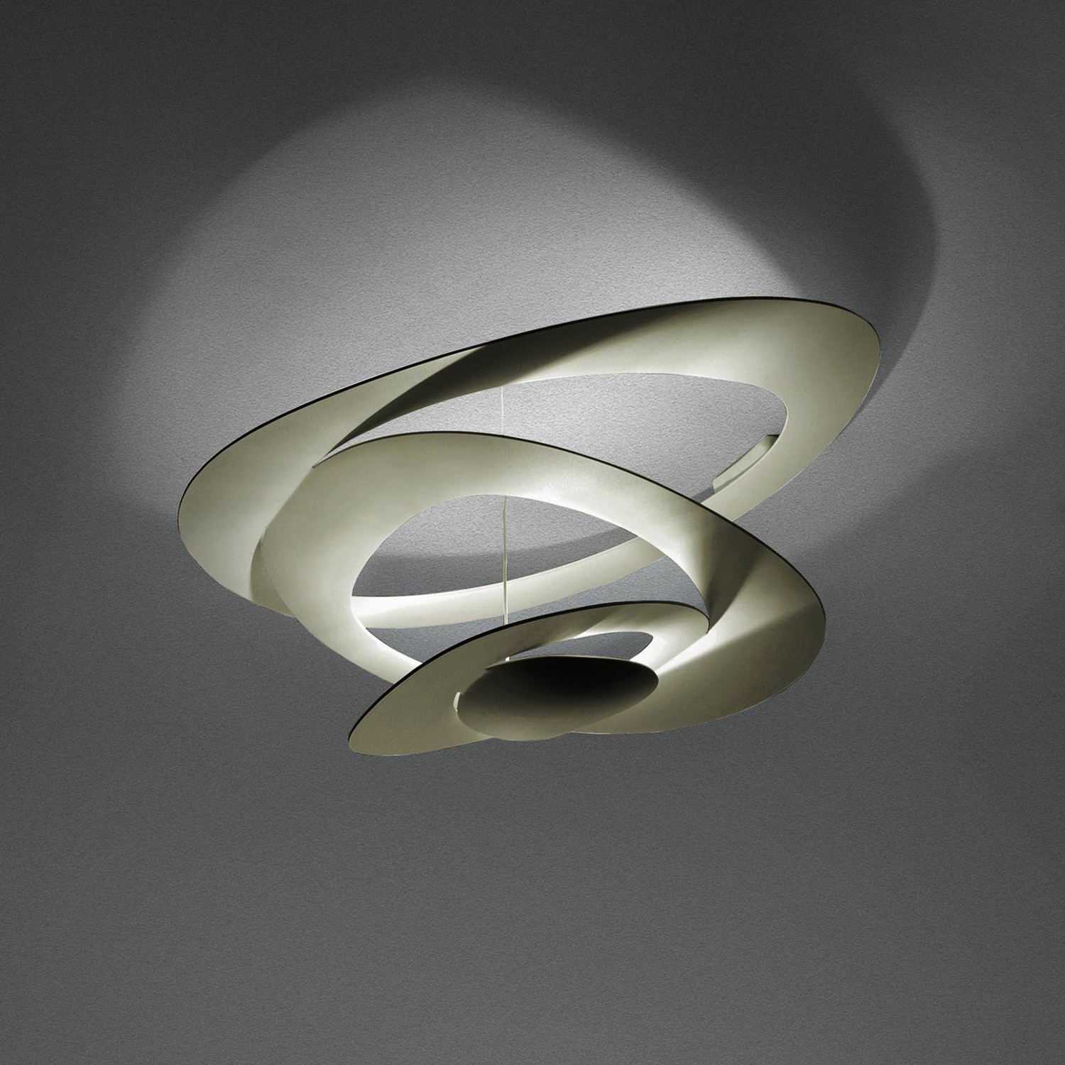 Artemide Pirce stropné LED svetlo, 3 000 K