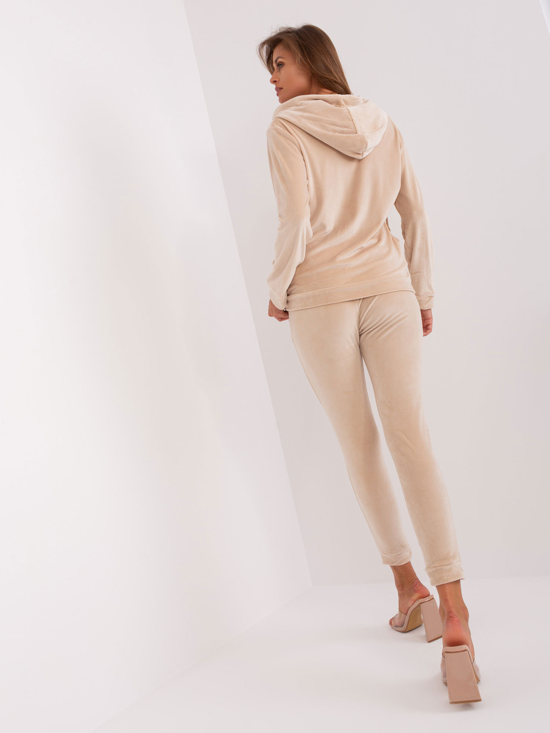 Súprava RV KMPL 6084.92P svetlo béžová S/M