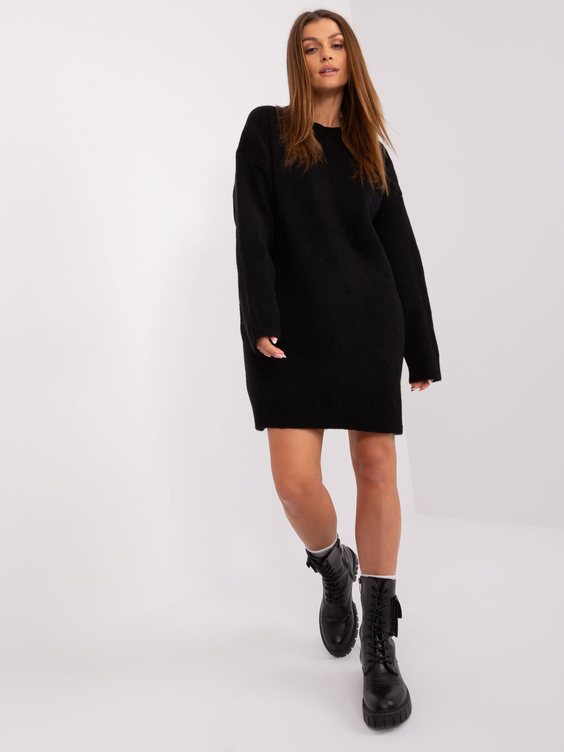 Black knitted dress RUE PARIS with a round neckline