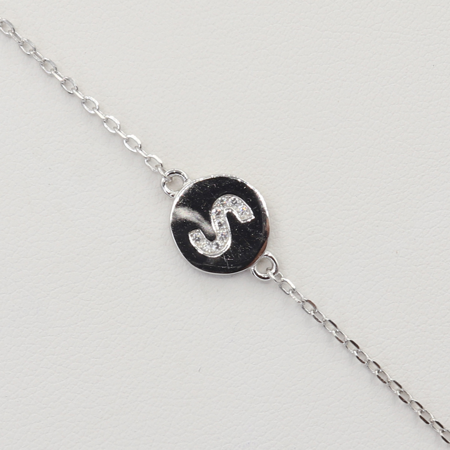 Strieborný náramok 104939