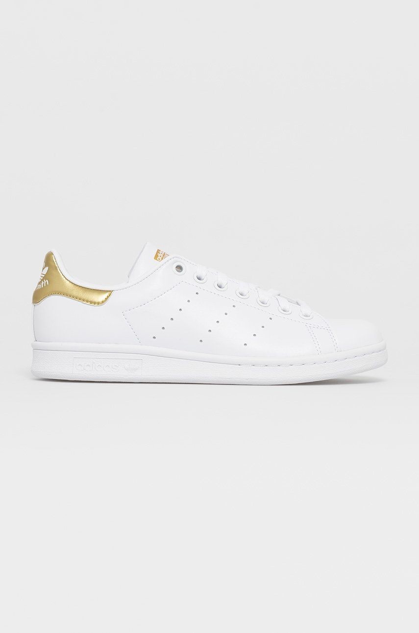 Topánky adidas Originals G58184-WHT/GLDM, biela farba, na plochom podpätku