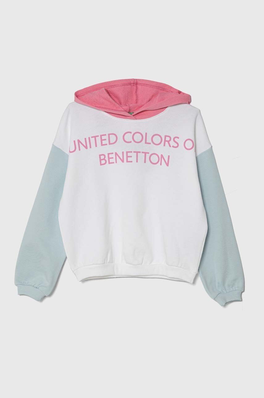 Detská bavlnená mikina United Colors of Benetton biela farba, s kapucňou, s potlačou