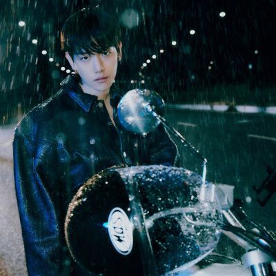 CD BAEKHYUN - BAMBI (JEWELCASE VERSION)