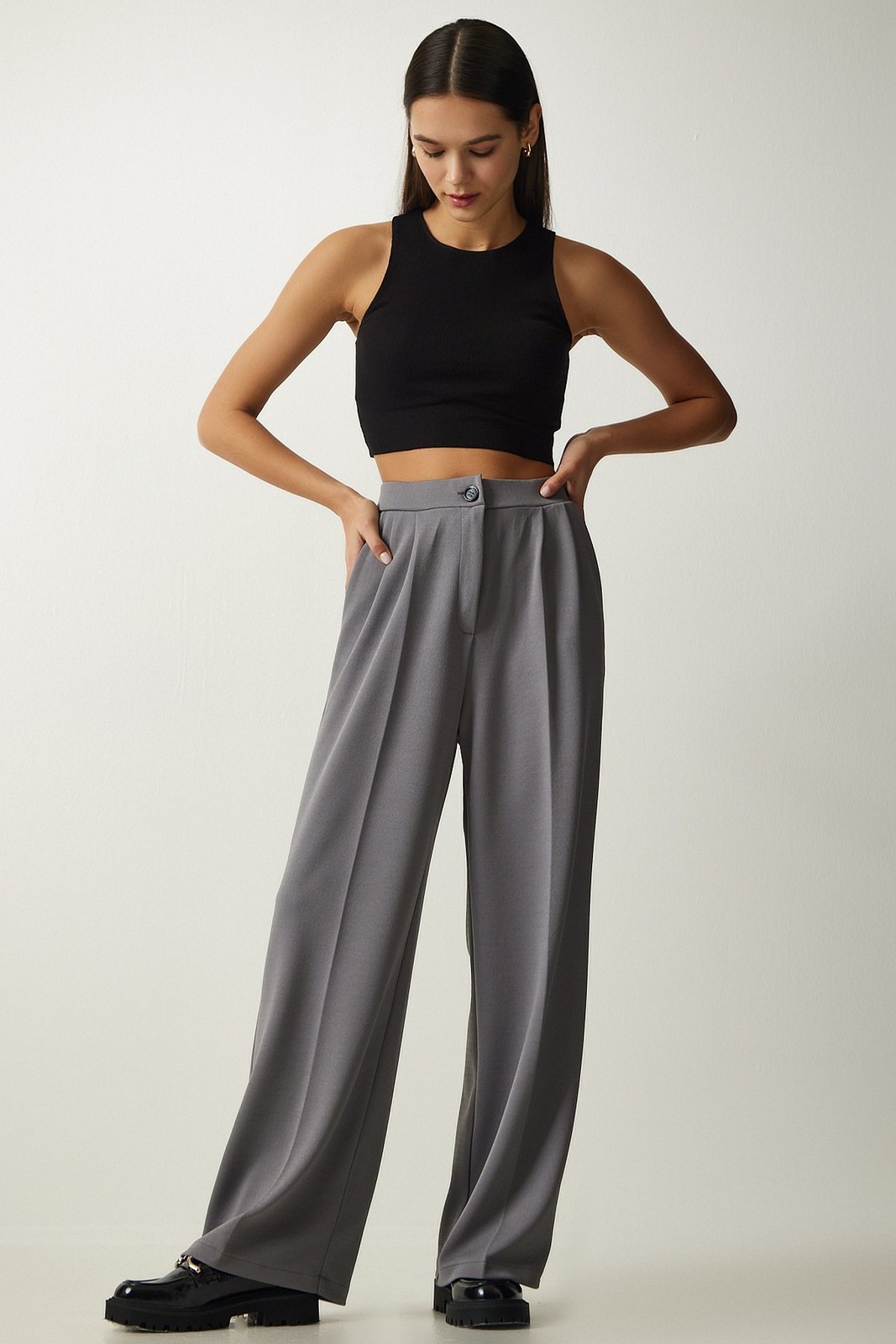 Happiness İstanbul Women's Gray Pleated Palazzo Trousers