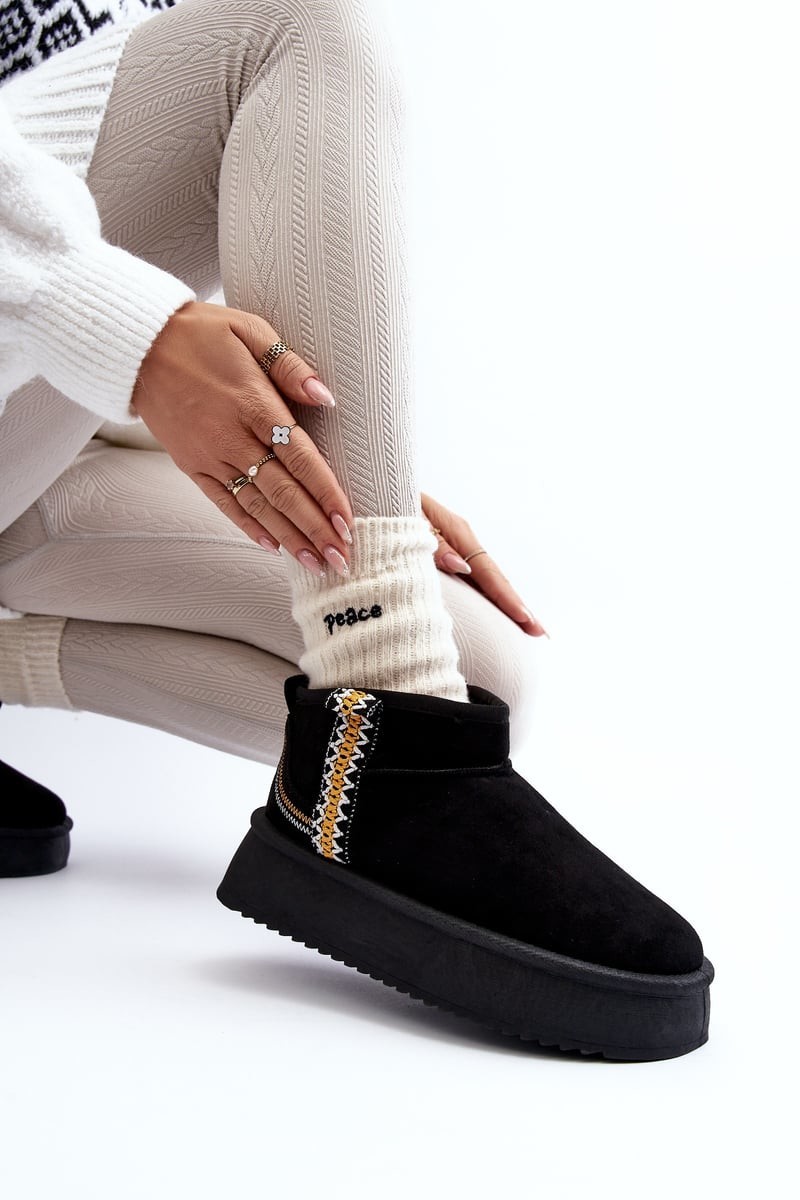 Platform Snow Boots With Black Udra Pattern