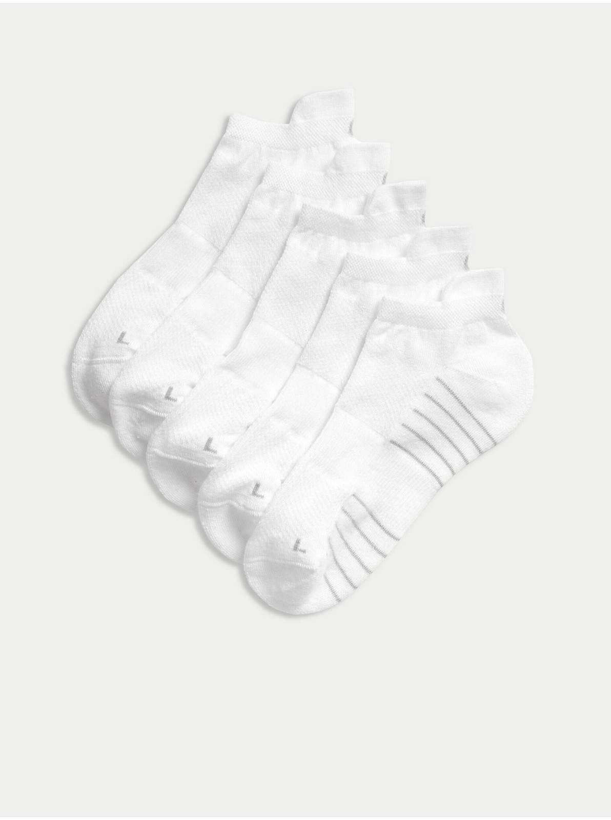 Sada piatich párov pánskych športových ponožiek v bielej farbe Marks & Spencer Trainer Liners™