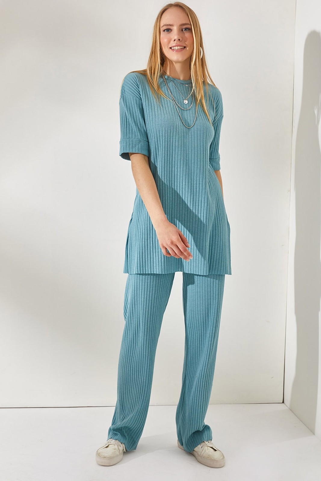 Olalook Women's Mint Green Short Sleeve Tops and Bottoms Lycra Suit