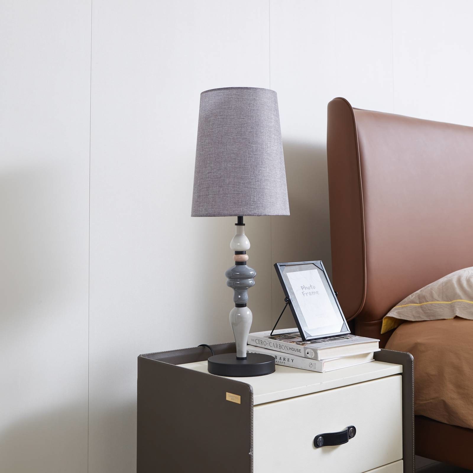 Lindby Haldorin stolová lampa textilné tienidlo