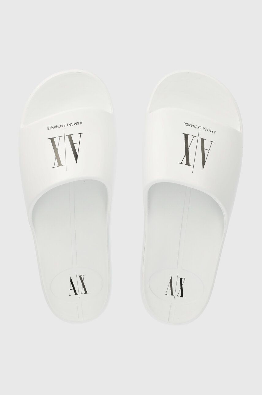 Šľapky Armani Exchange pánske, biela farba, XUP012 XV675 K488