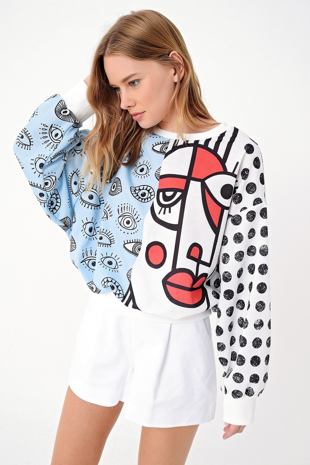 Trend Alaçatı Stili Women's Blue Digital Printed Sweatshirt