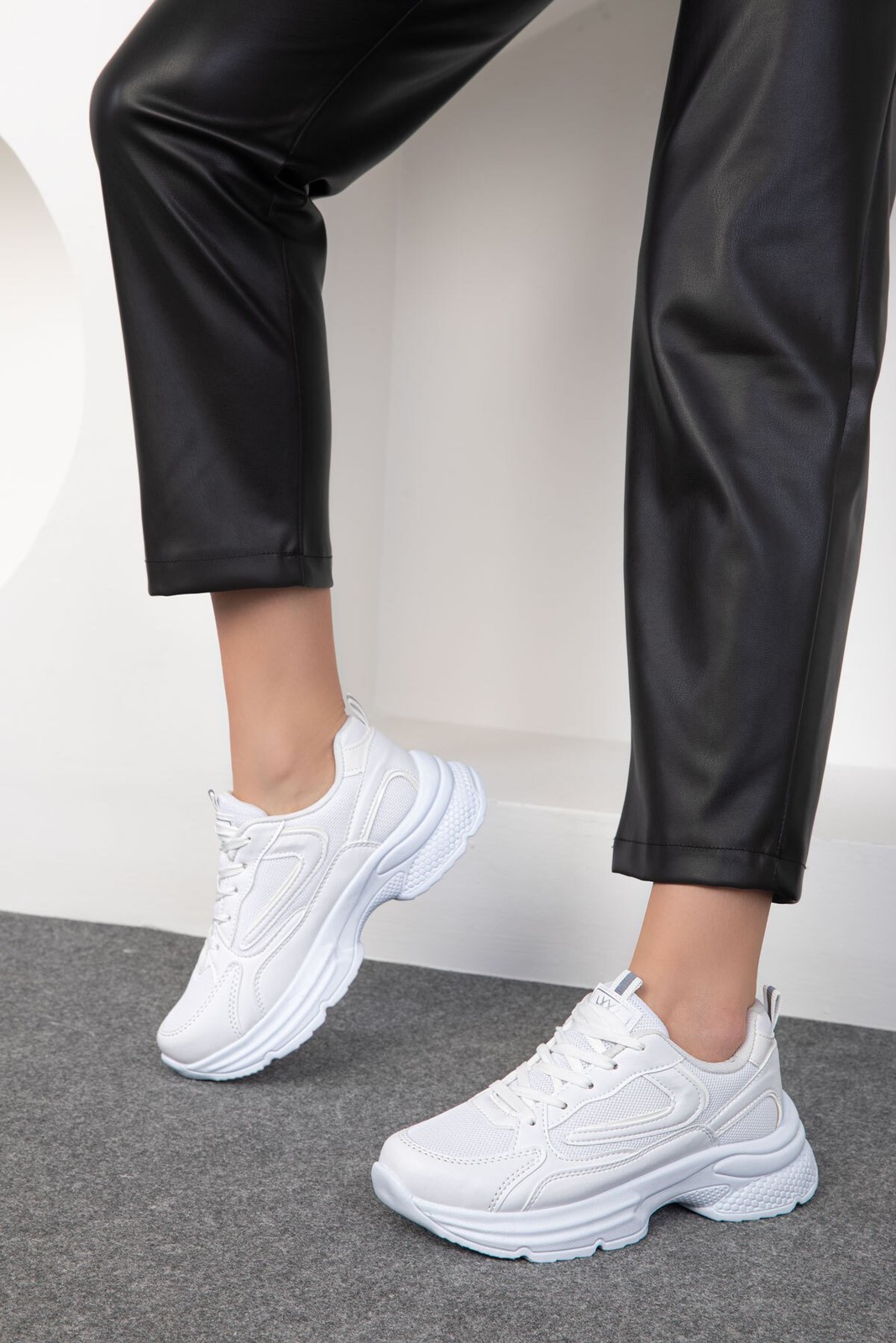 Soho Women's White Sneakers 18802