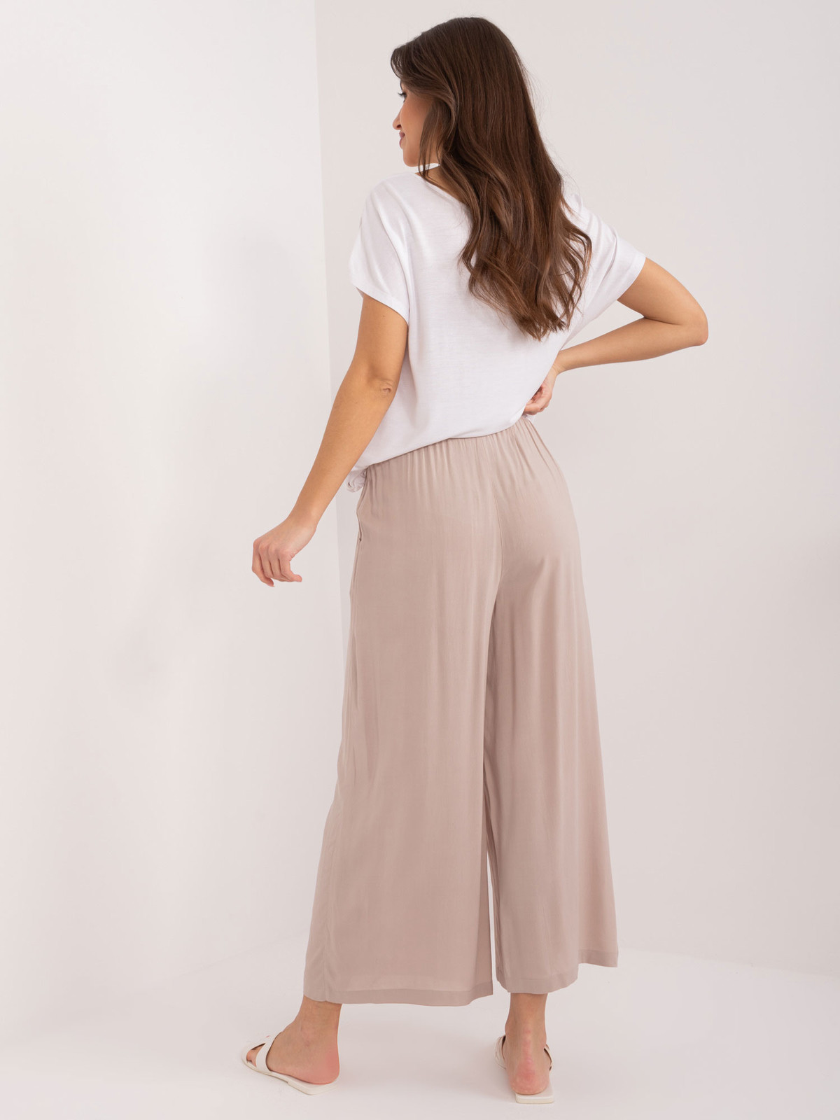 Dark beige summer trousers made of SUBLEVEL material