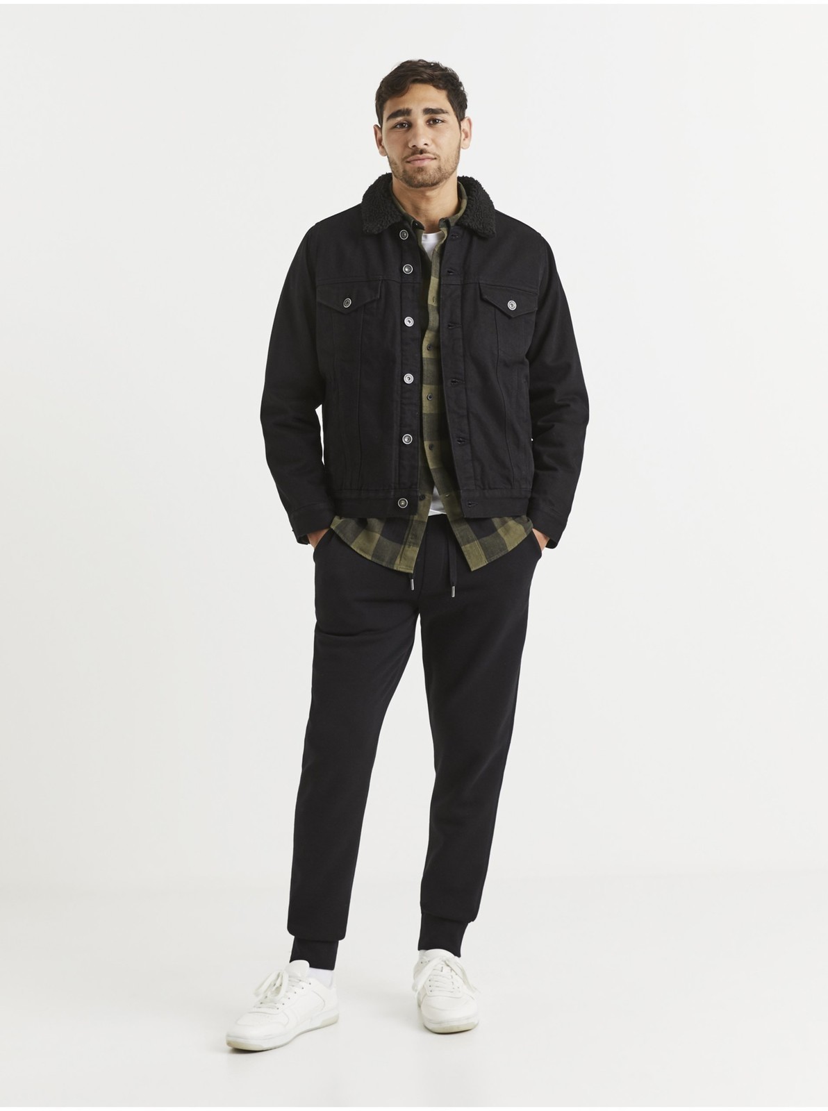 Čierne pánske tepláky Celio