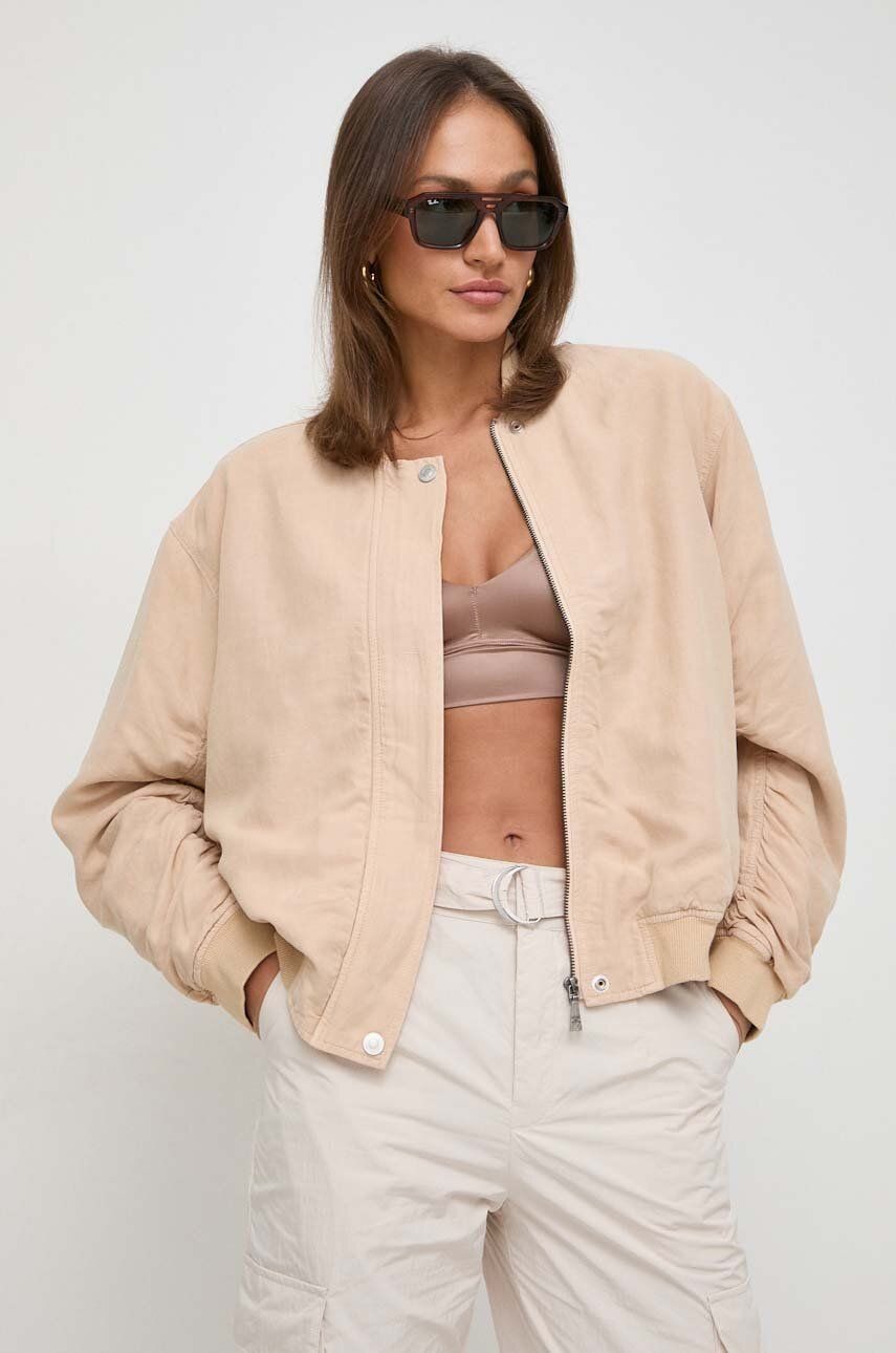 Bomber z ľanovej zmesi Guess béžová farba, prechodná