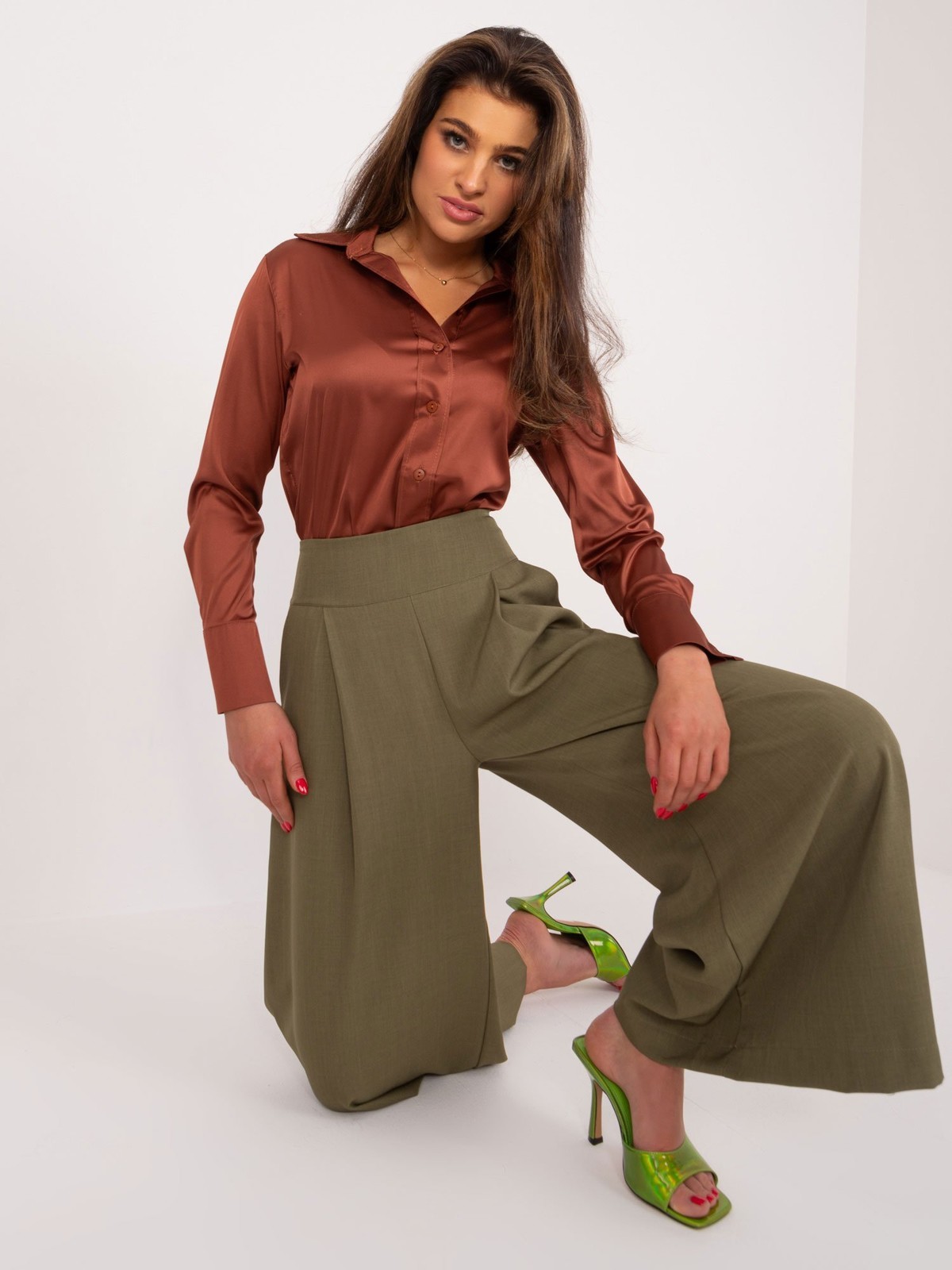 Khaki wide fabric pants