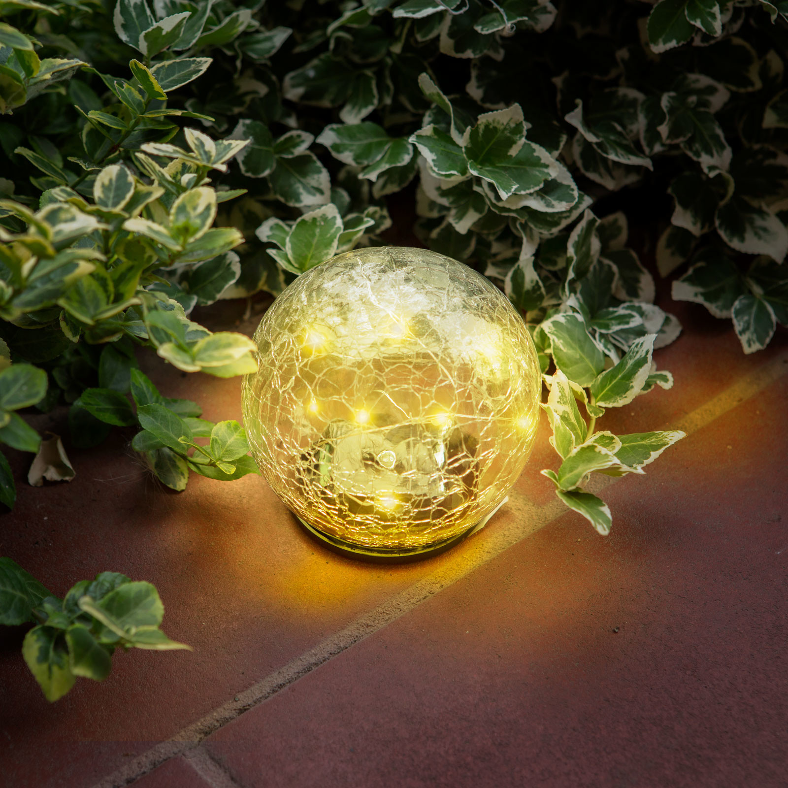 Zapichovacia solárna sveteľná guľa - 12 cm - 15 teplých bielych LED