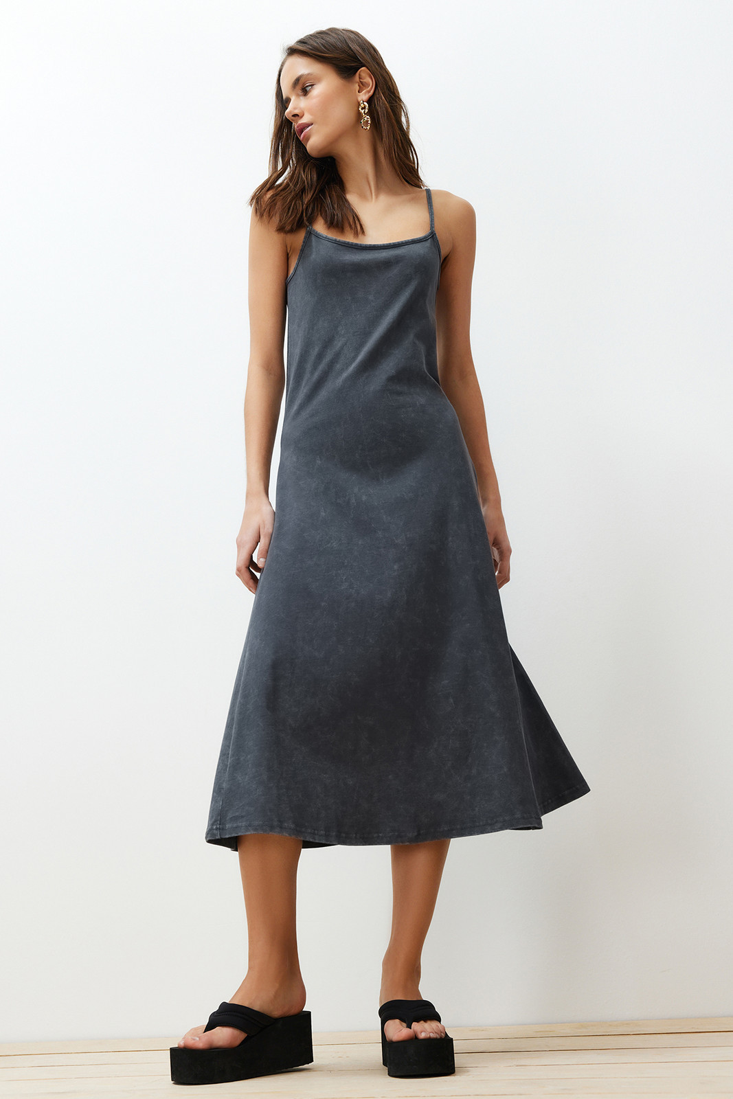 Trendyol Anthracite Antique/Pale Effect Cotton Square Collar Midi Knitted Midi Dress