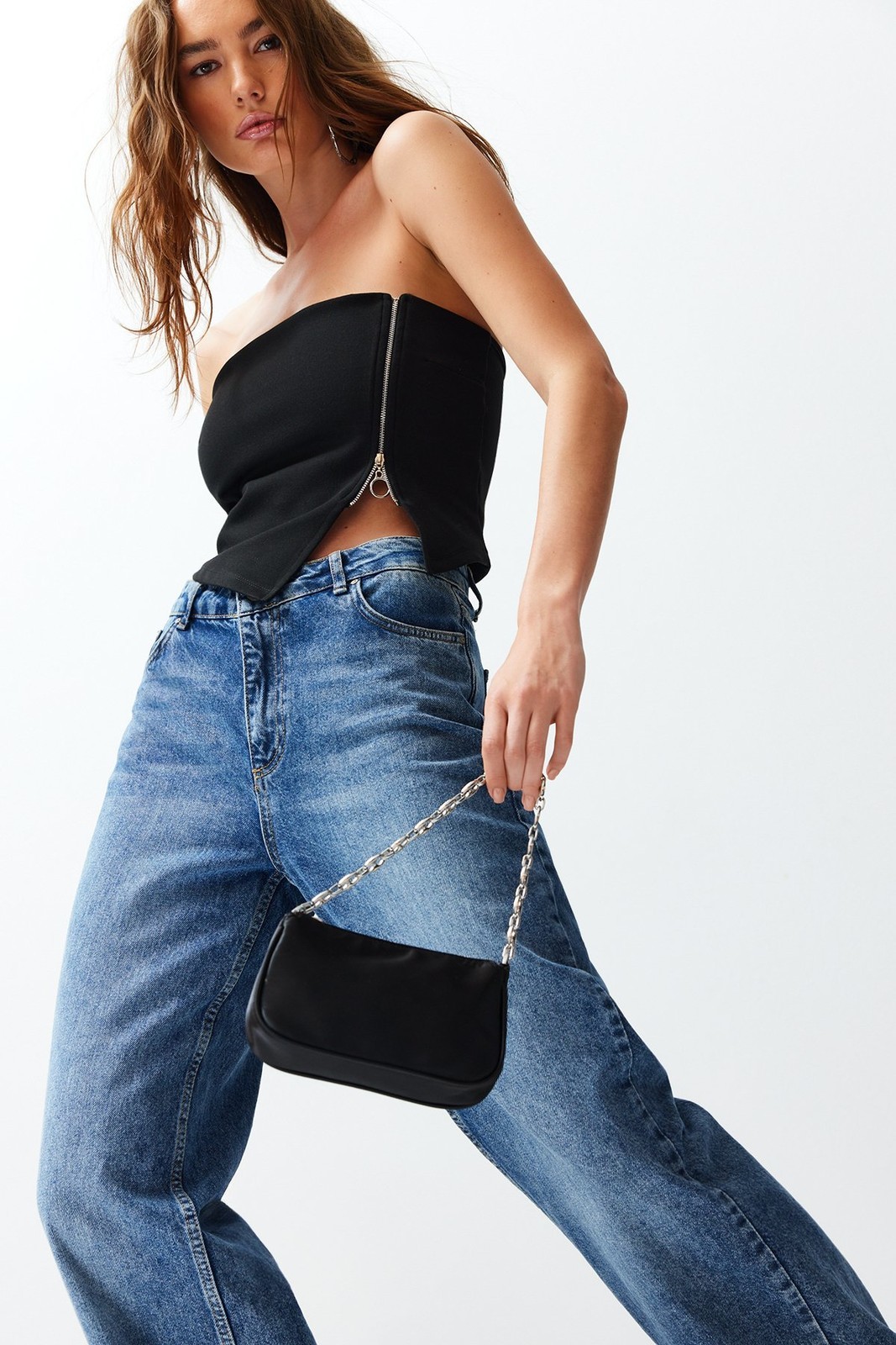 Trendyol Black Zippered Asymmetrical Strapless Crop Knitted Blouse