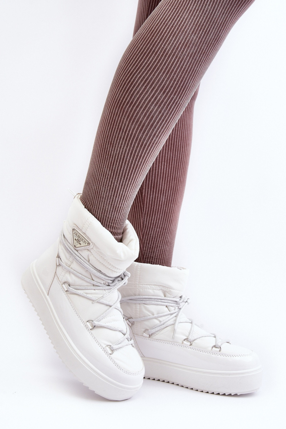 Snehule model 189411 Step in style 36