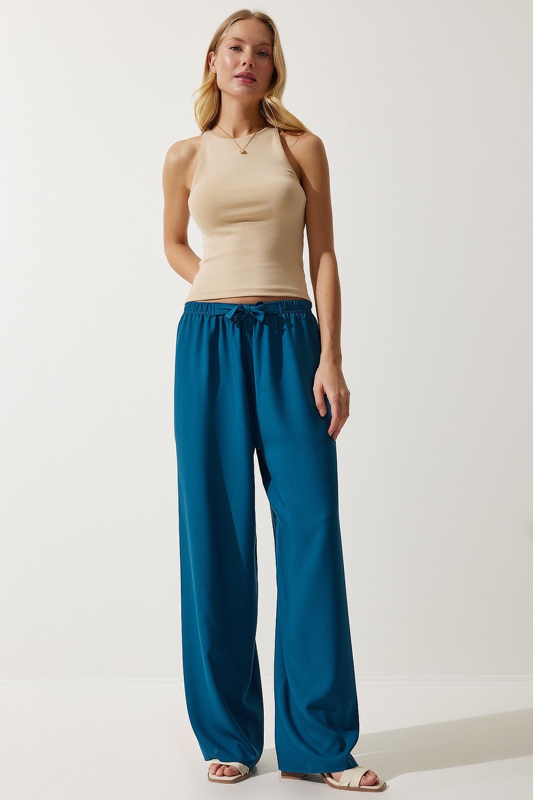 Happiness İstanbul Women's Oil Green Flowy Knitted Palazzo Trousers