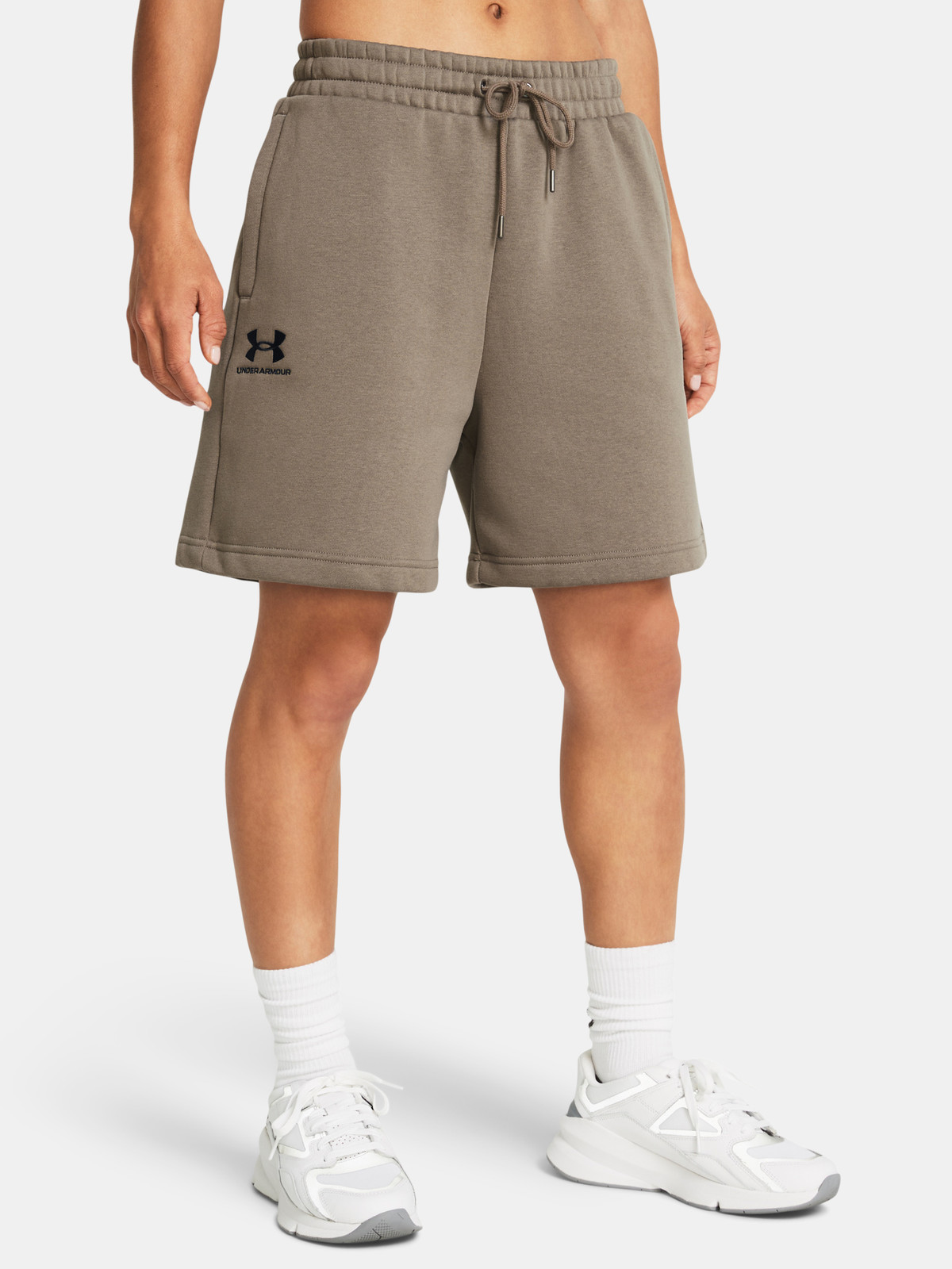 Under Armour Shorts UA Essl Flc Relax BF Short-BRN - Women