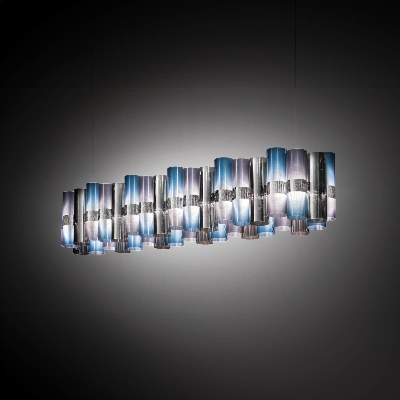 Závesné svietidlo Slamp LED La Lollo modro-fialové, 140 cm