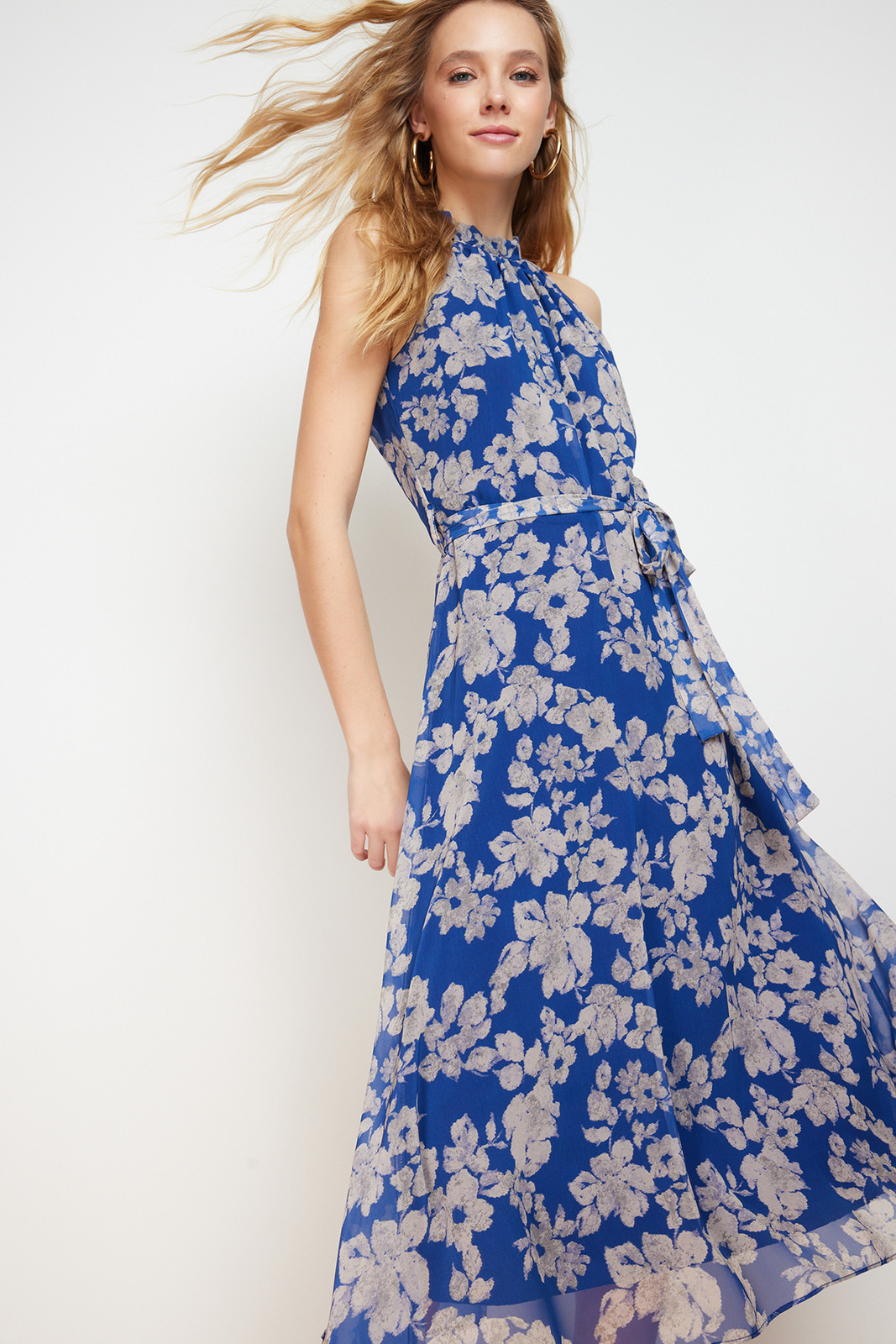 Trendyol Navy Blue Belted A-Line Midi Lined Halter Neck Sleeveless Floral Print Woven Dress