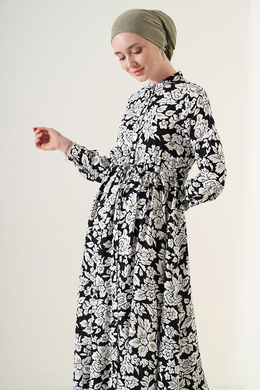Bigdart 2144 Grand Collar Dress - Black