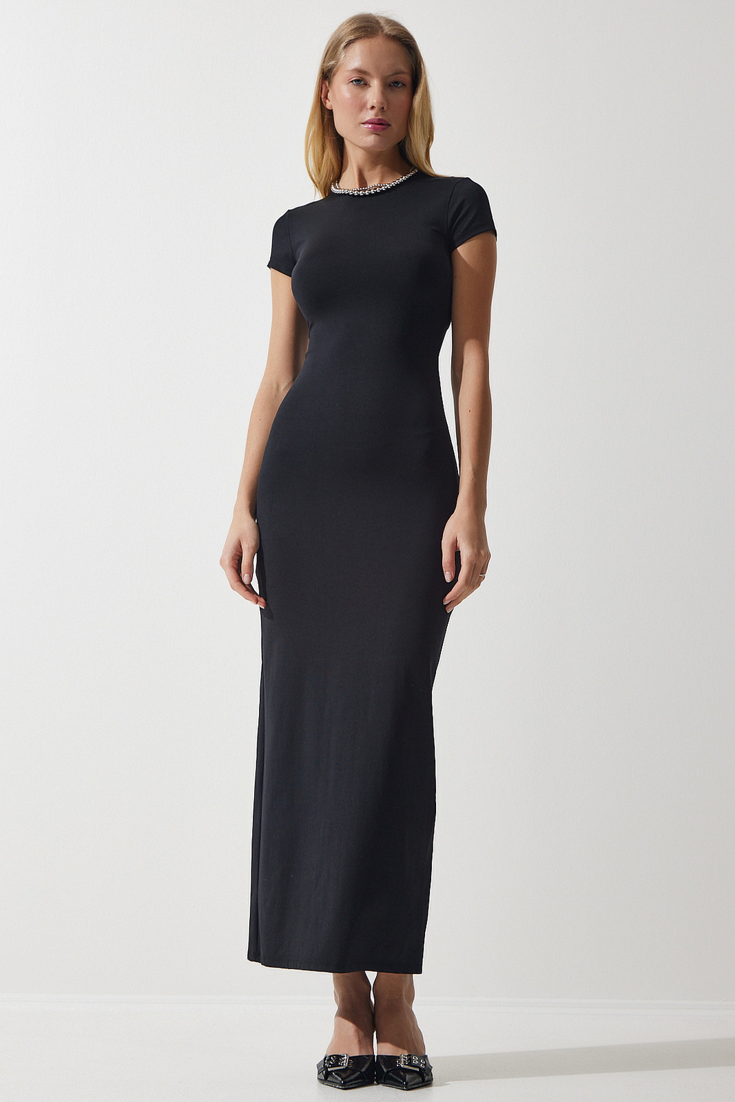 Happiness İstanbul Women's Black Crew Neck Wraparound Sandy Knitted Dress